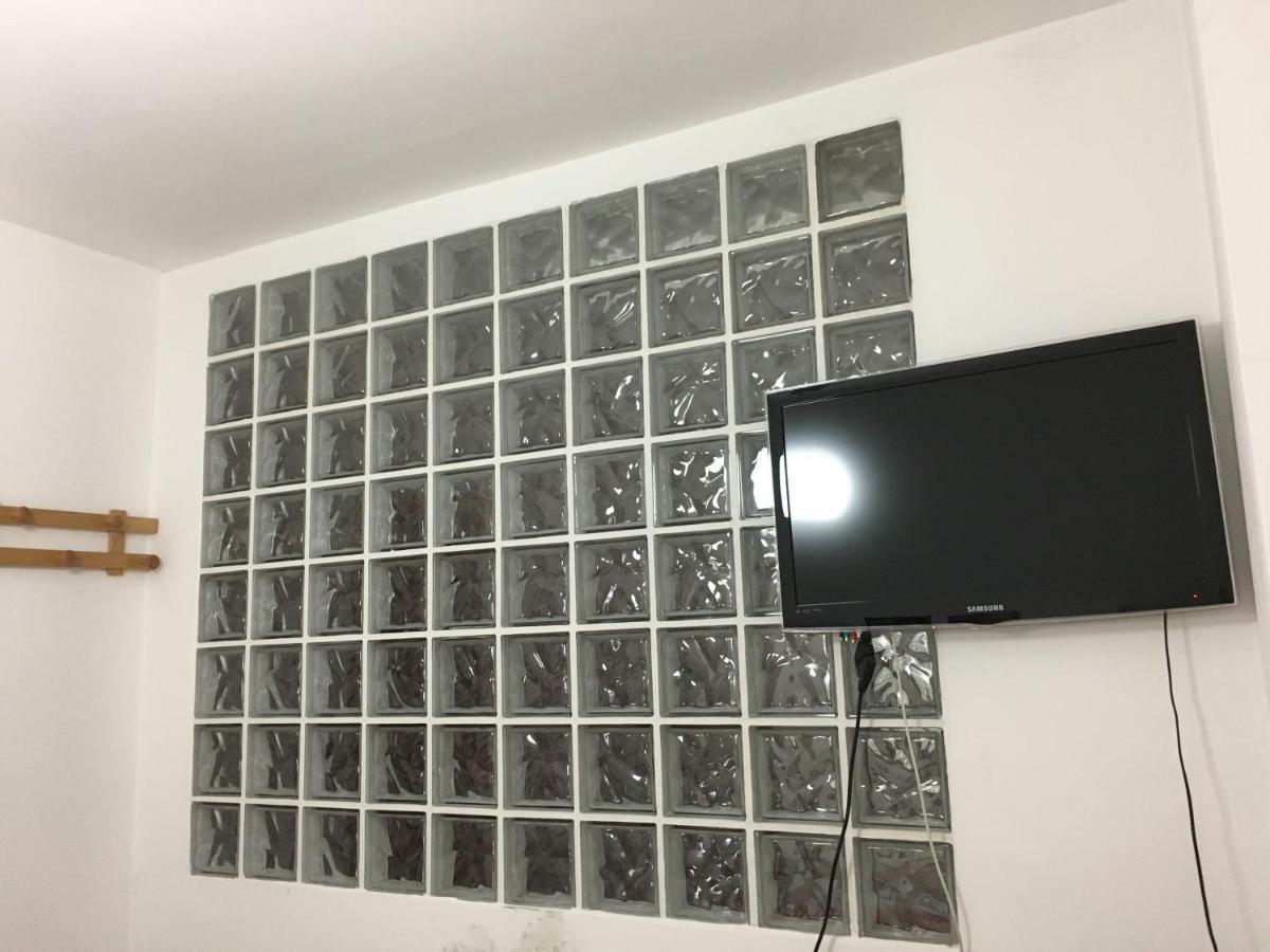 Flowers Apartment Барі Екстер'єр фото